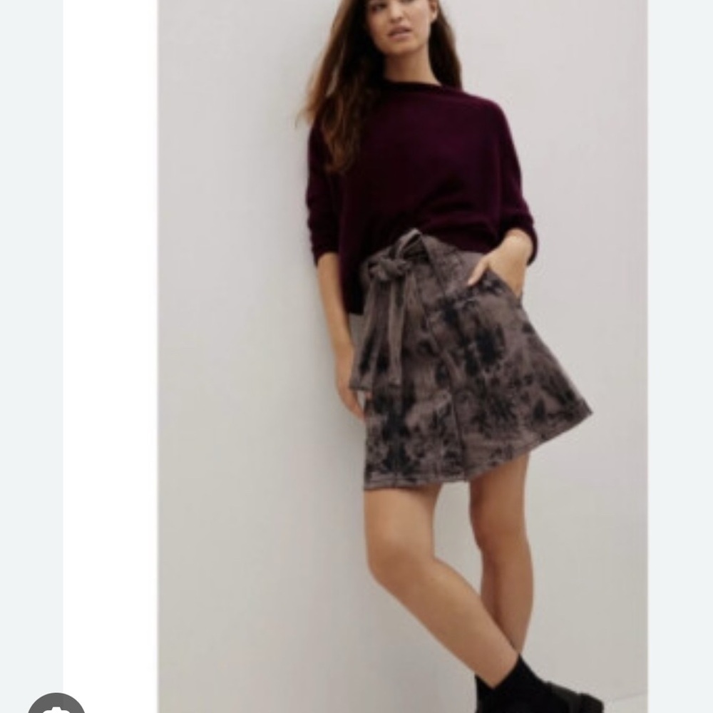 Anthropologie tie dye denim skirt • size L • gently used (porridge for anthro)